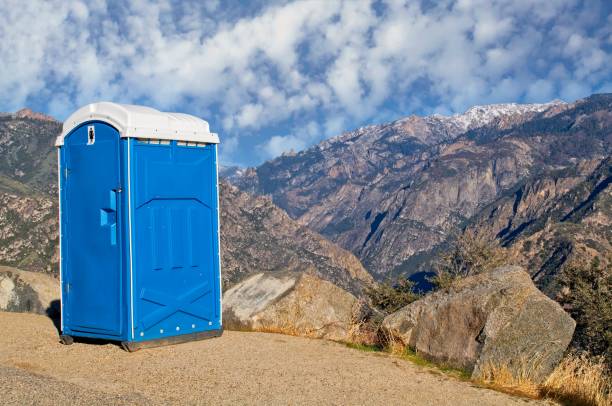 Portable Toilet Options We Offer in Tri Lakes, IN
